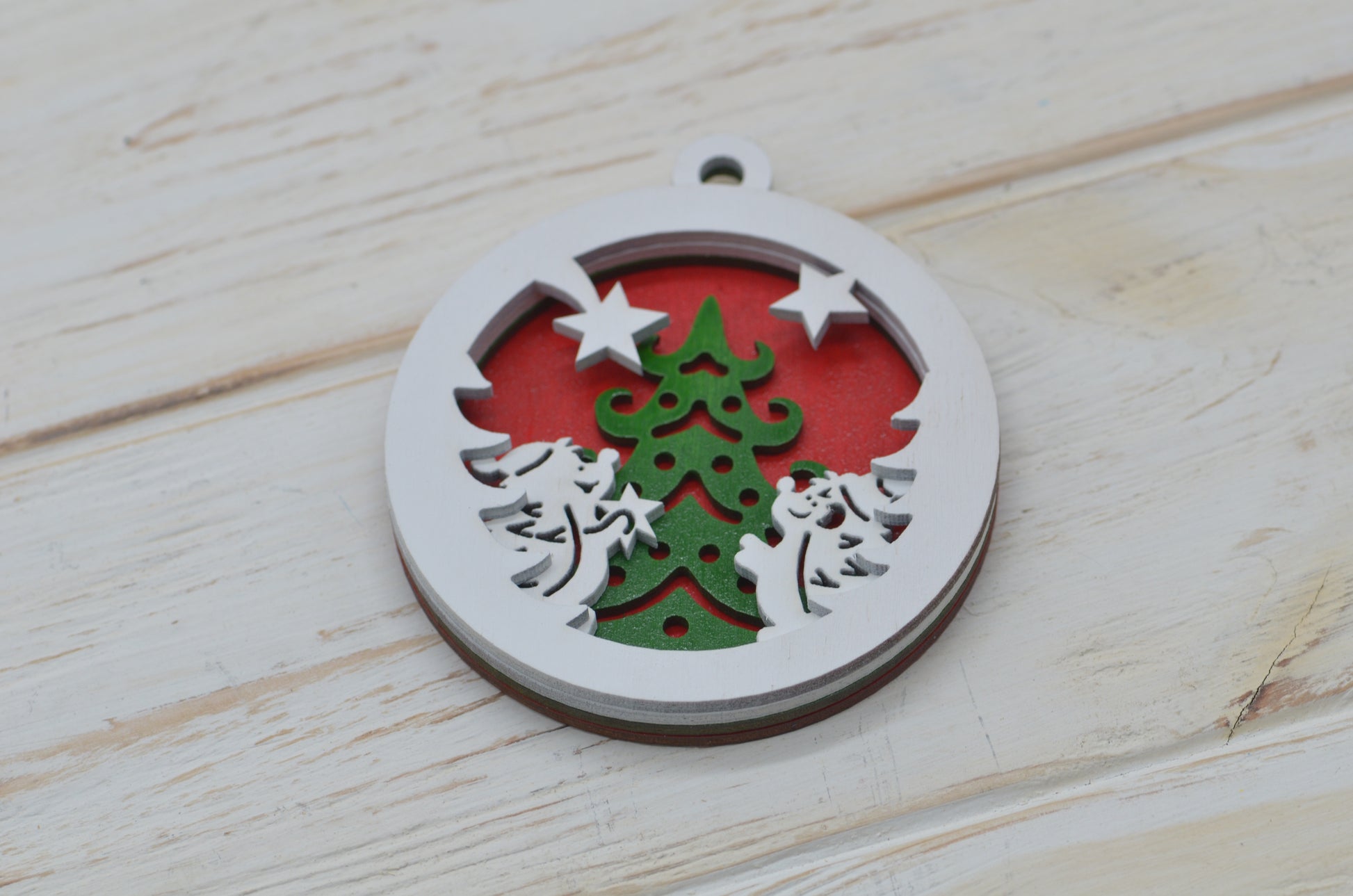 decorating the christmas tree laser cutting